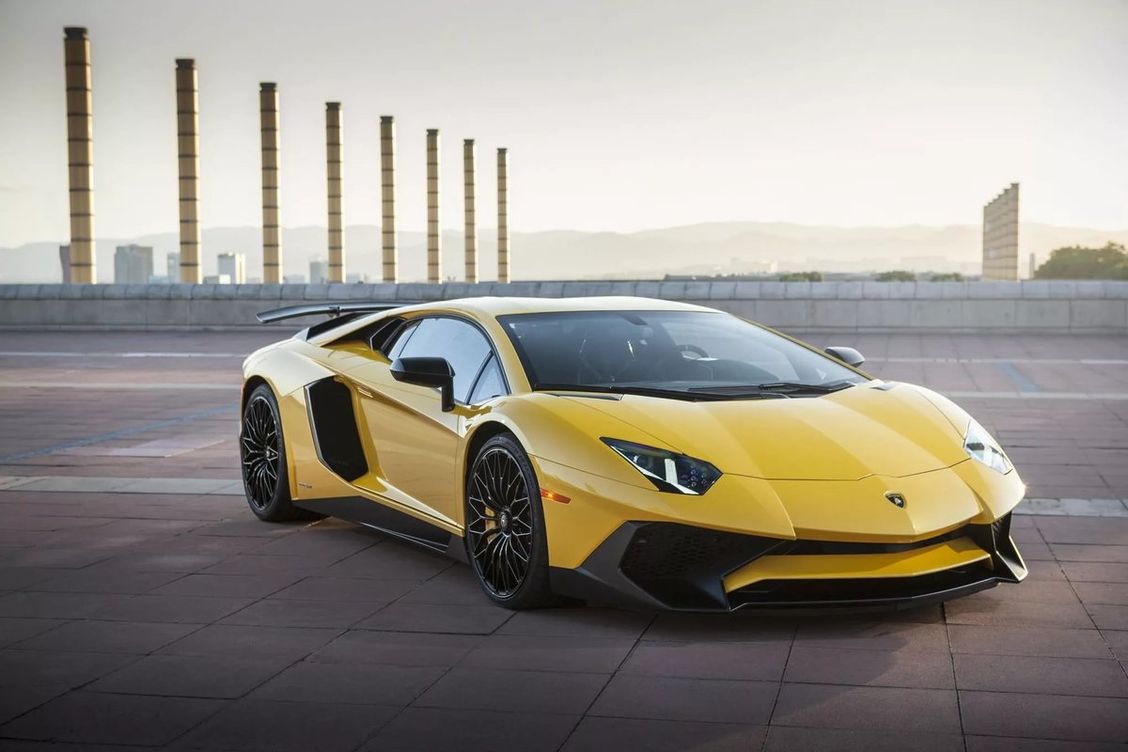 LAMBORGHINI